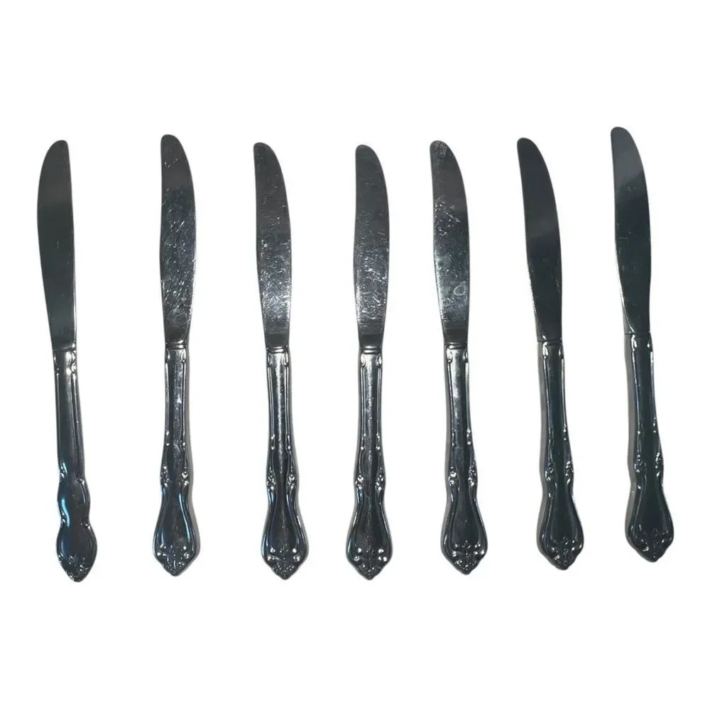 Oneida Set of 8 Briarwood & Arbor Rose Dinner Knives Stainless Silver Flatware